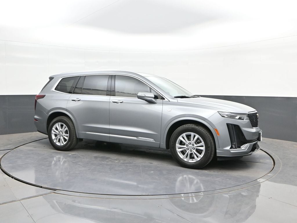 2025 Cadillac XT6 Luxury