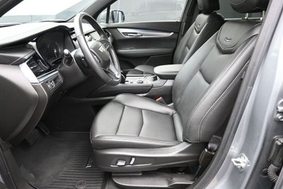 2025 Cadillac XT6 Luxury