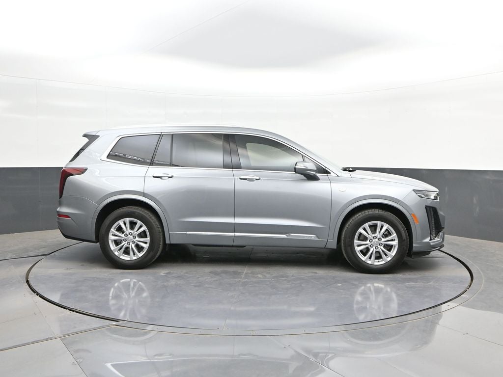 2025 Cadillac XT6 Luxury