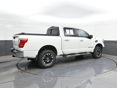 2017 Nissan Titan SV