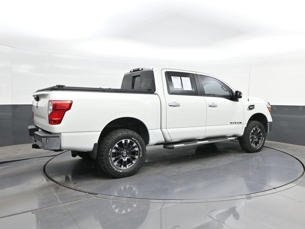 2017 Nissan Titan SV
