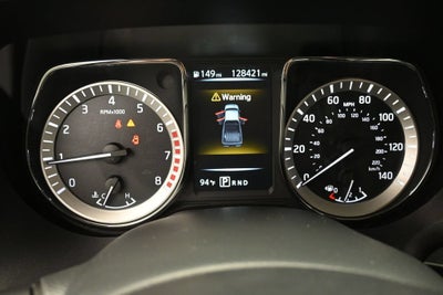 2017 Nissan Titan SV