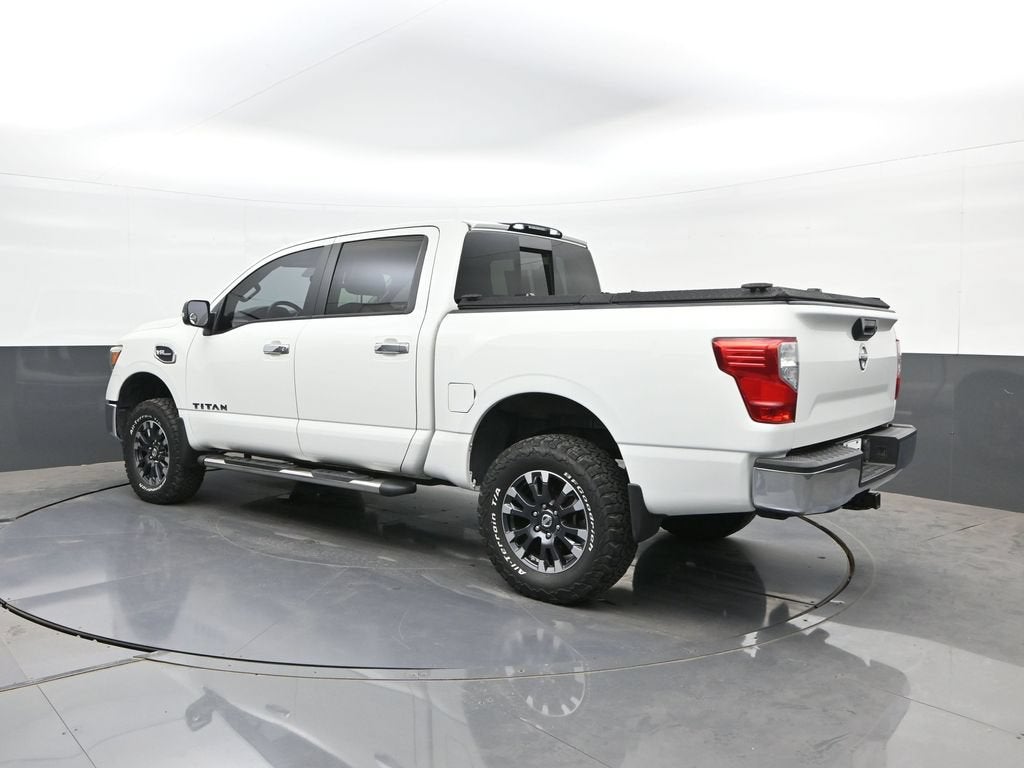 2017 Nissan Titan SV