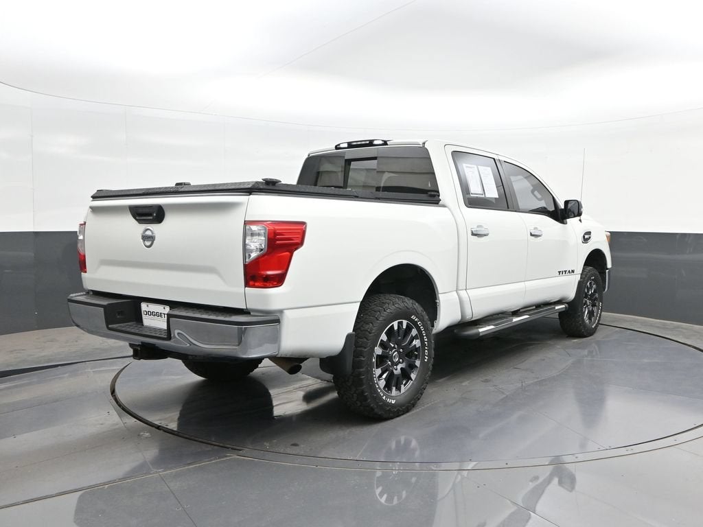 2017 Nissan Titan SV