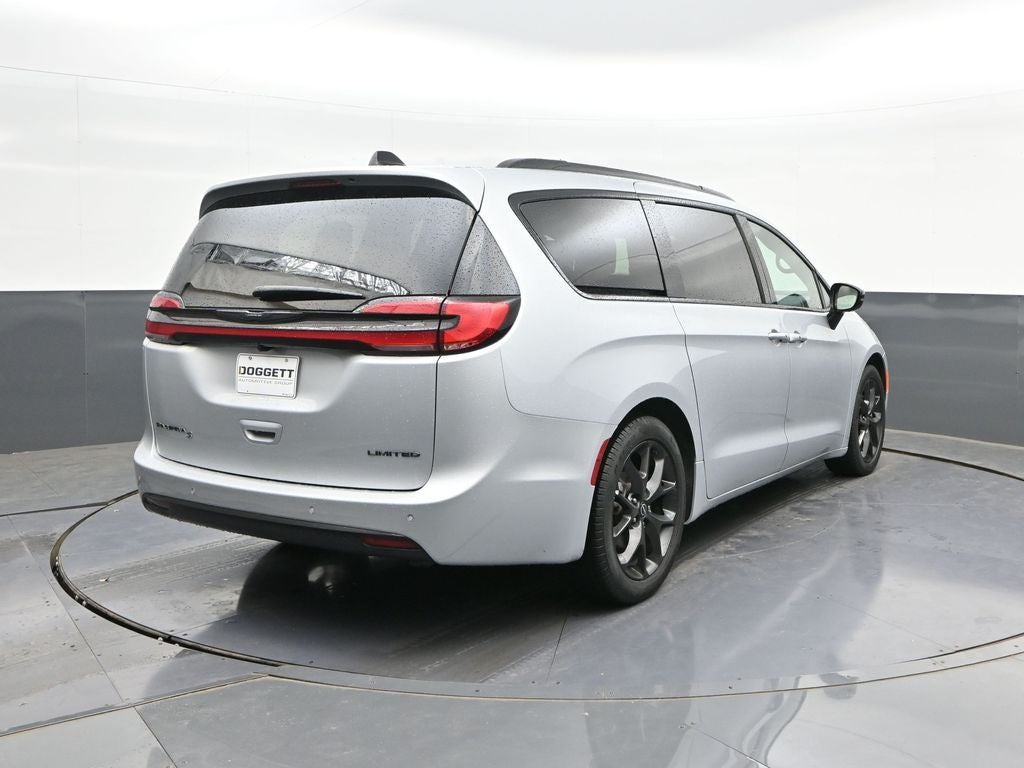 2026 Chrysler Pacifica Limited