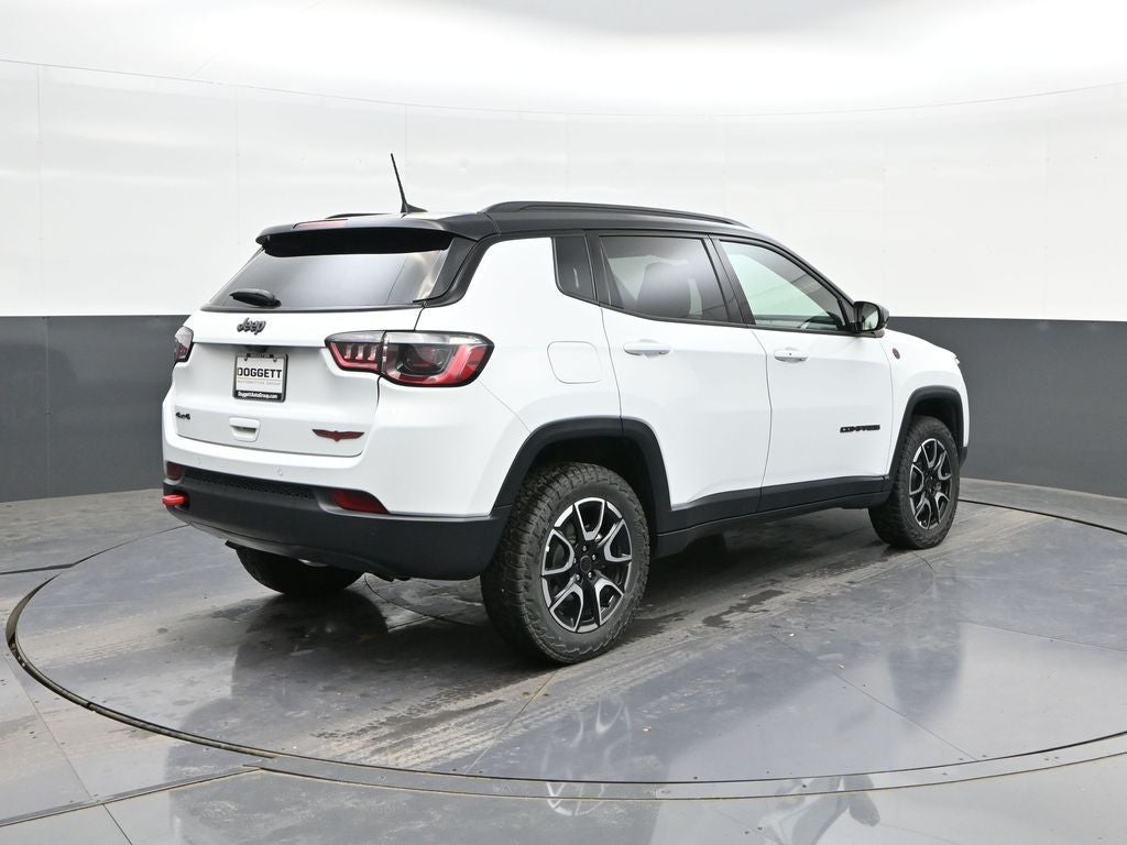 2025 Jeep Compass Trailhawk