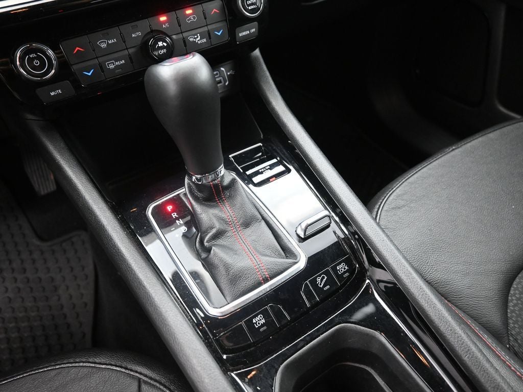 2025 Jeep Compass Trailhawk