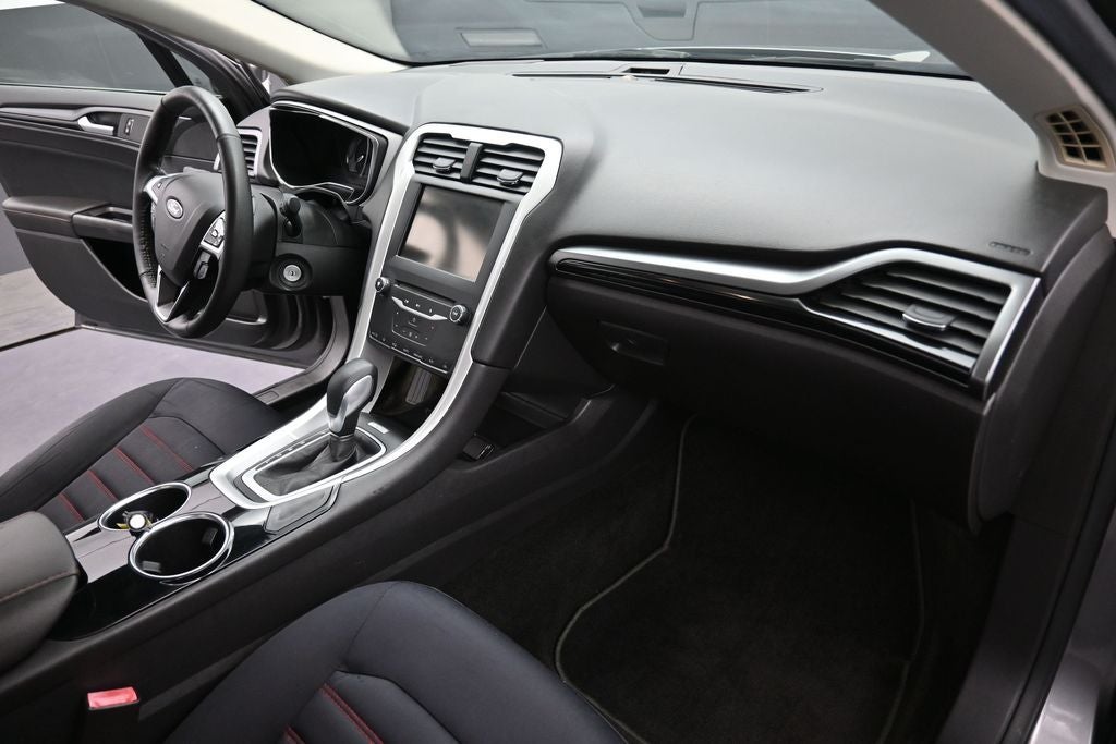 2013 Ford Fusion Hybrid SE