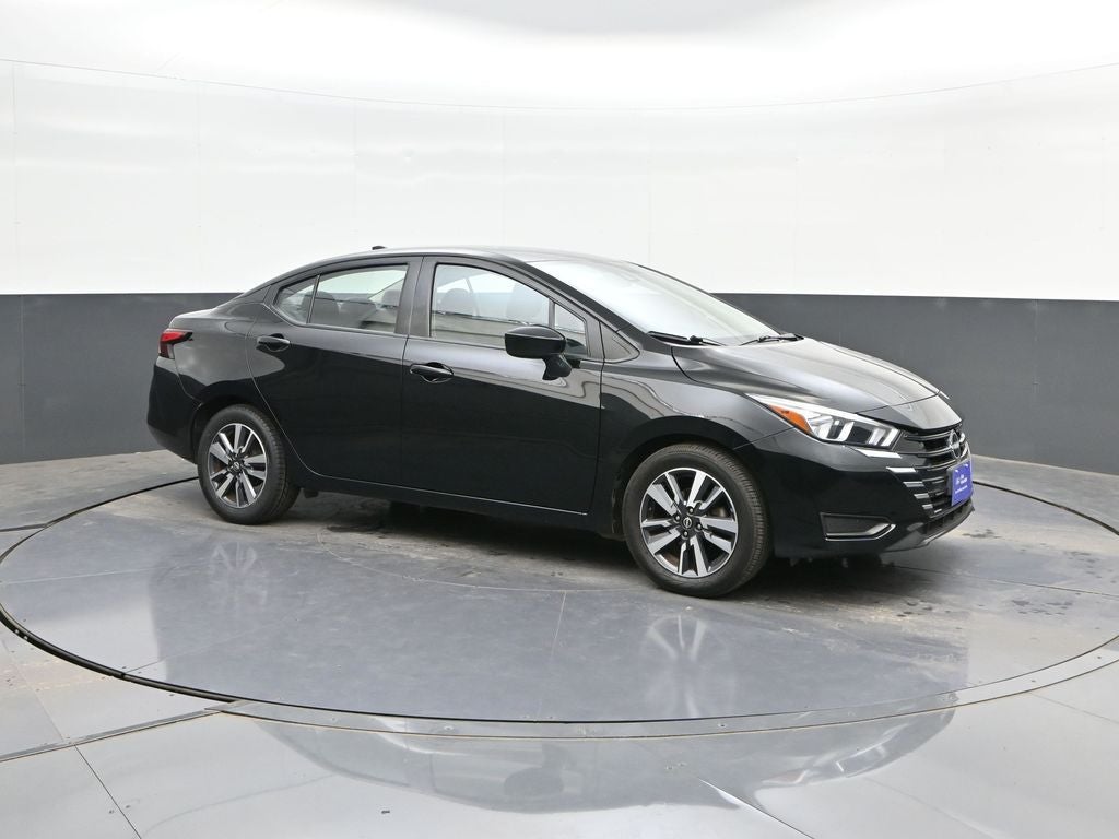 2023 Nissan Versa 1.6 SV