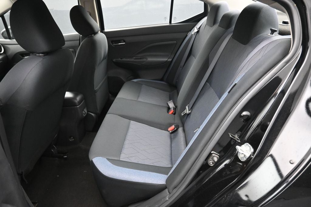 2023 Nissan Versa 1.6 SV