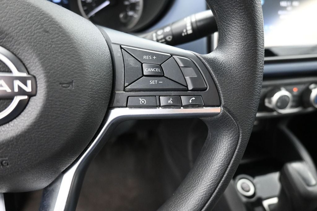 2023 Nissan Versa 1.6 SV