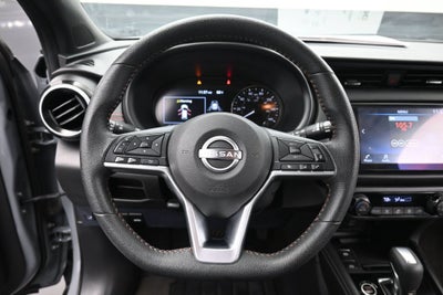 2022 Nissan Kicks SR