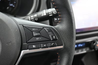 2022 Nissan Kicks SR