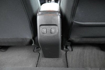 2022 Nissan Kicks SR