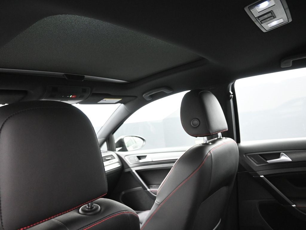 2021 Volkswagen Golf GTI 2.0T SE