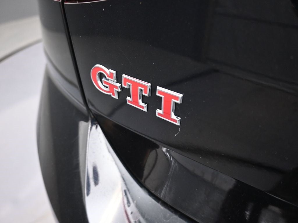 2021 Volkswagen Golf GTI 2.0T SE