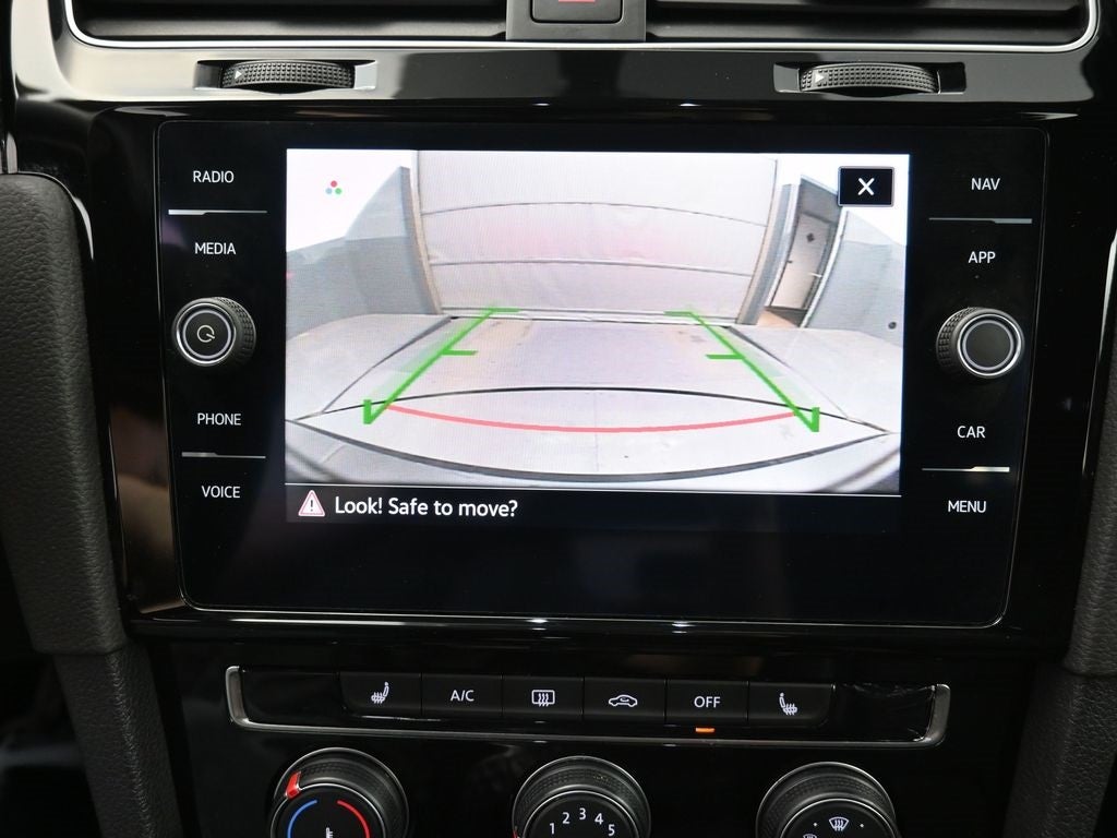 2021 Volkswagen Golf GTI 2.0T SE