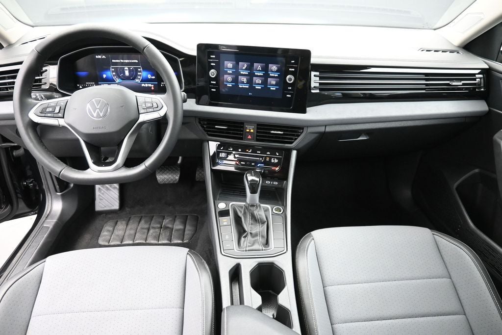 2025 Volkswagen Jetta 1.5T SE