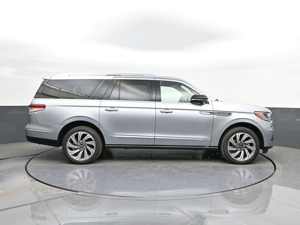 2024 Lincoln Navigator L Premiere