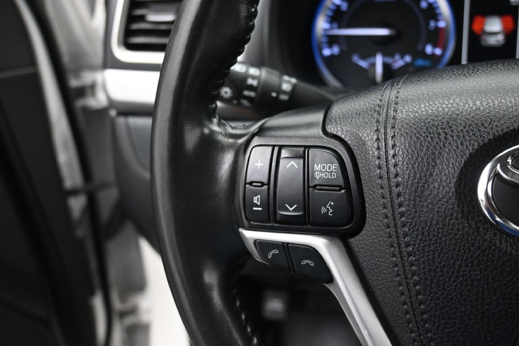 2019 Toyota Highlander Limited Platinum