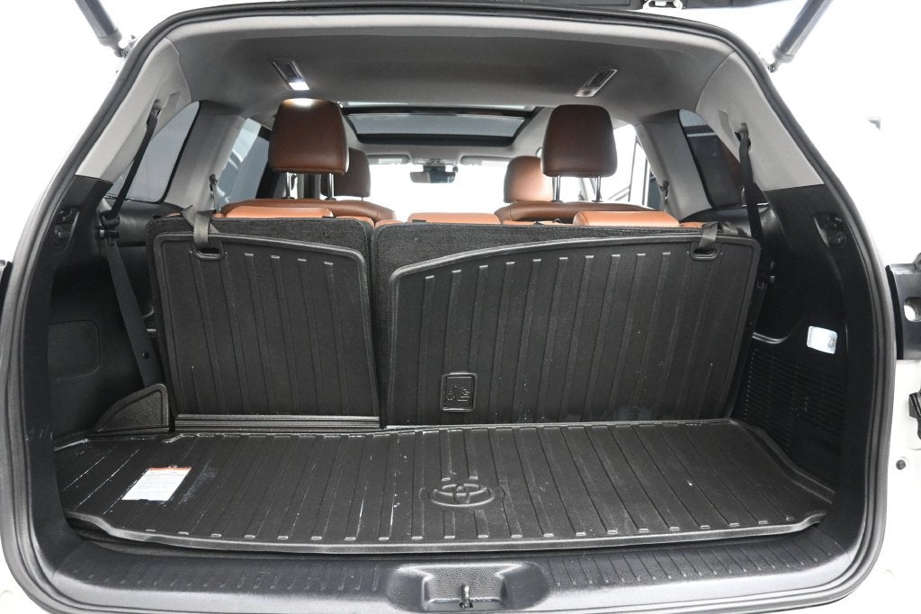 2019 Toyota Highlander Limited Platinum