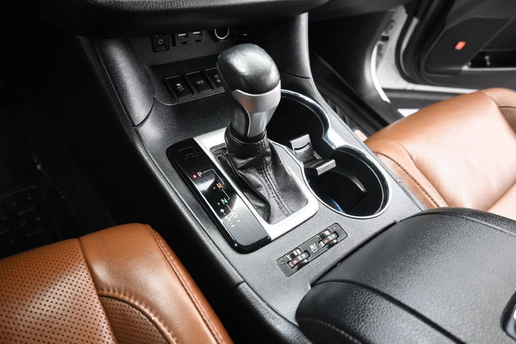 2019 Toyota Highlander Limited Platinum