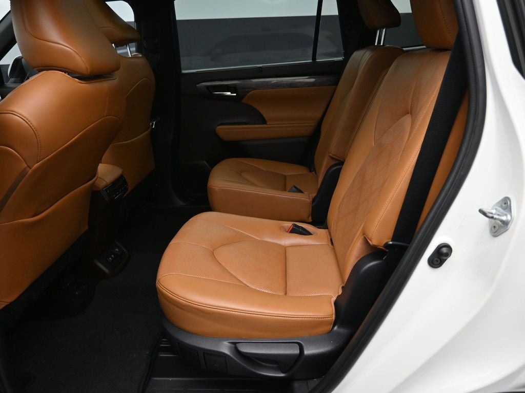 2020 Toyota Highlander Platinum