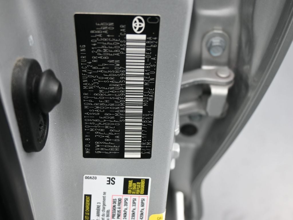 2024 Toyota Corolla LE