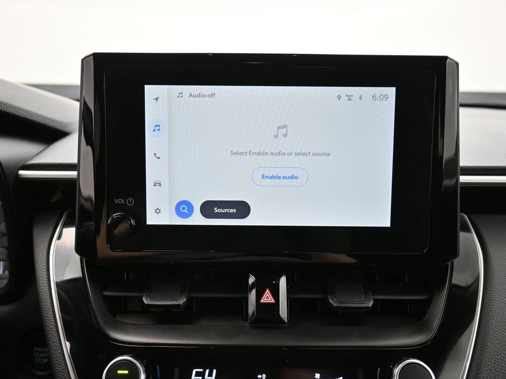 2025 Toyota Corolla Cross LE