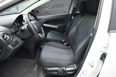 2013 Mazda Mazda2 Sport