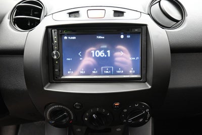 2013 Mazda Mazda2 Sport