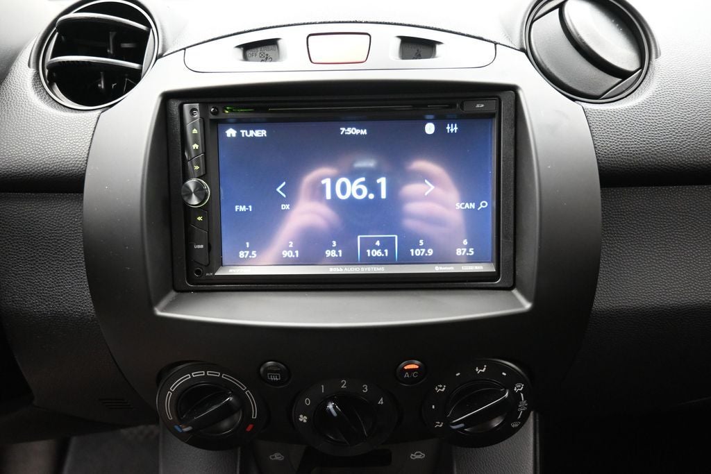 2013 Mazda Mazda2 Sport