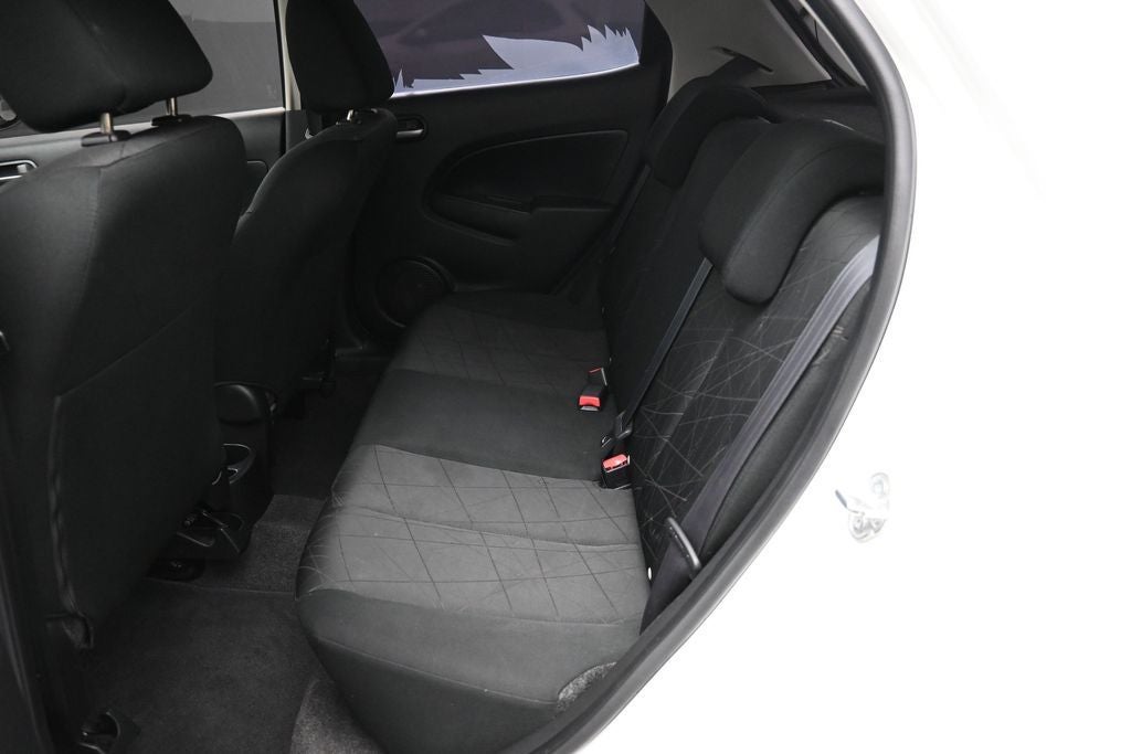 2013 Mazda Mazda2 Sport