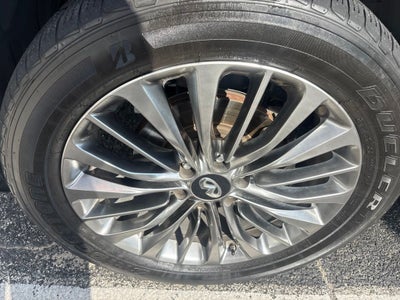 2019 INFINITI QX80 LUXE