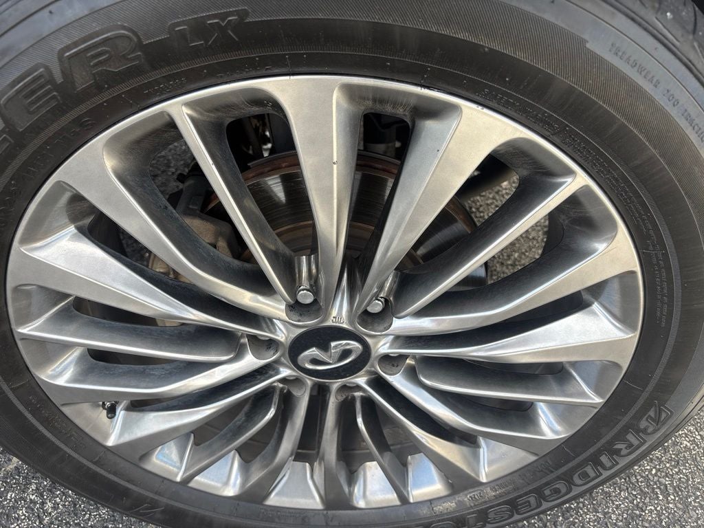 2019 INFINITI QX80 LUXE