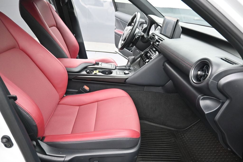 2025 Lexus IS 350 F SPORT Design