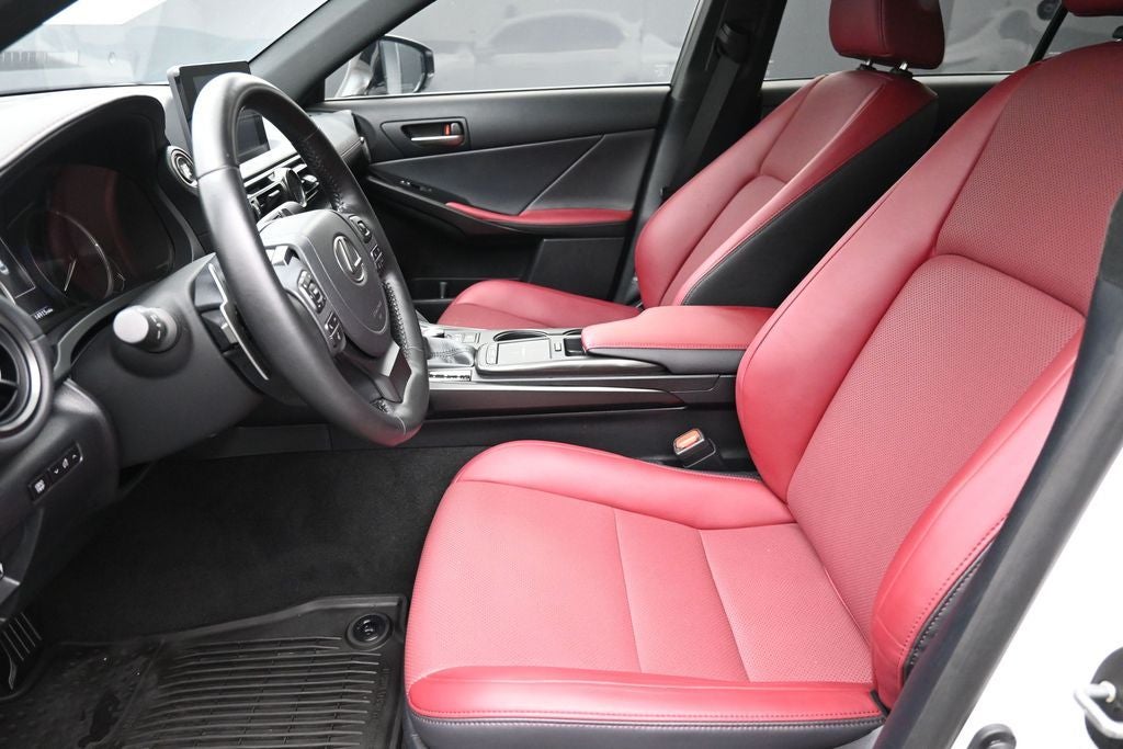 2025 Lexus IS 350 F SPORT Design