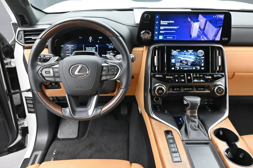 2025 Lexus LX 600 Luxury