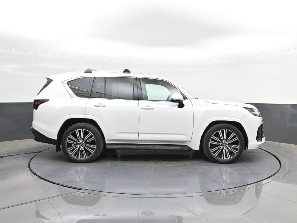 2025 Lexus LX 600 Luxury