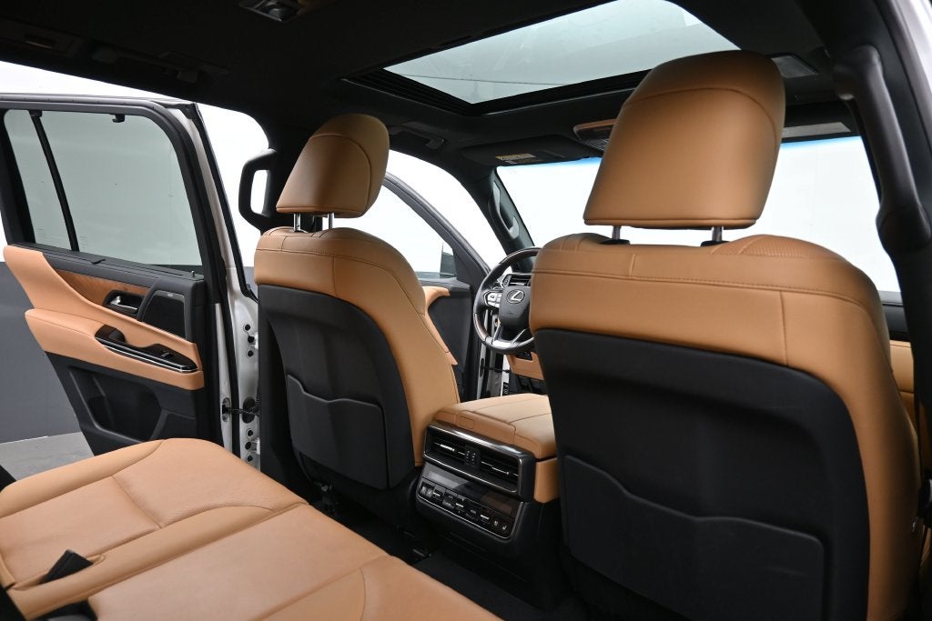2025 Lexus LX 600 Luxury