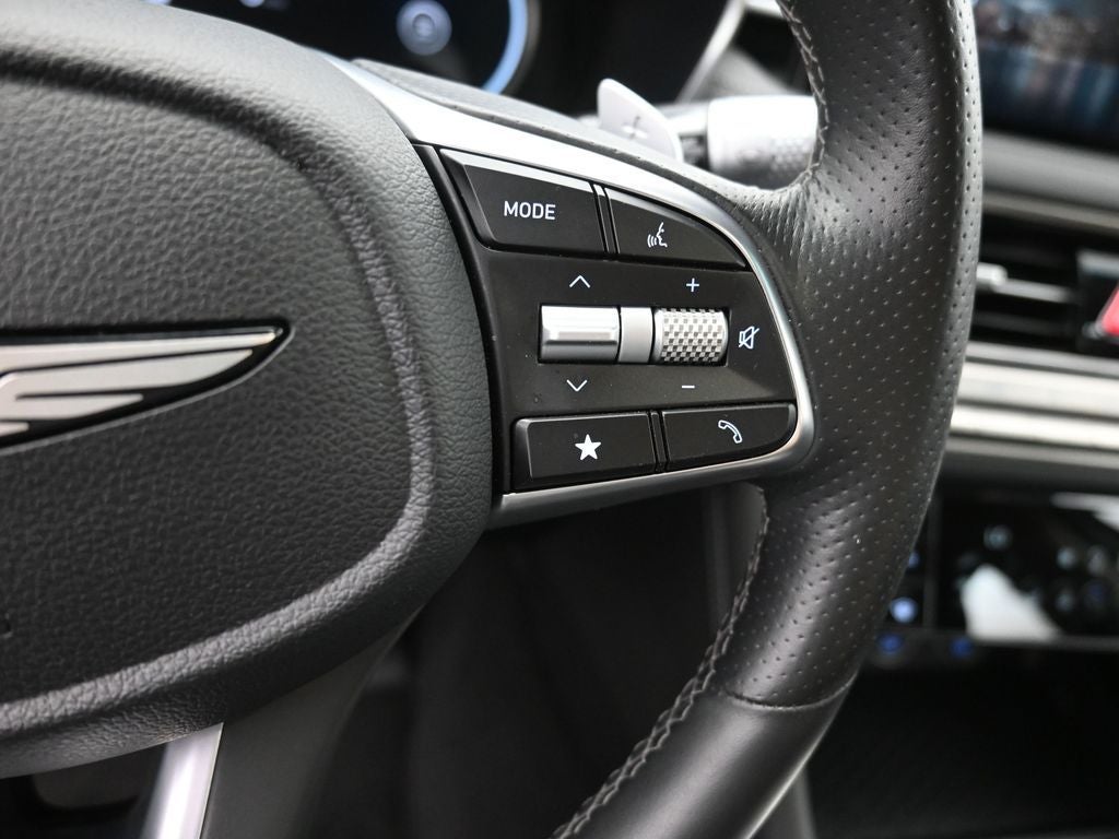 2025 Genesis G70 2.5T