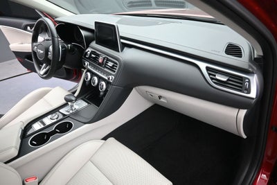 2020 Genesis G70 2.0T