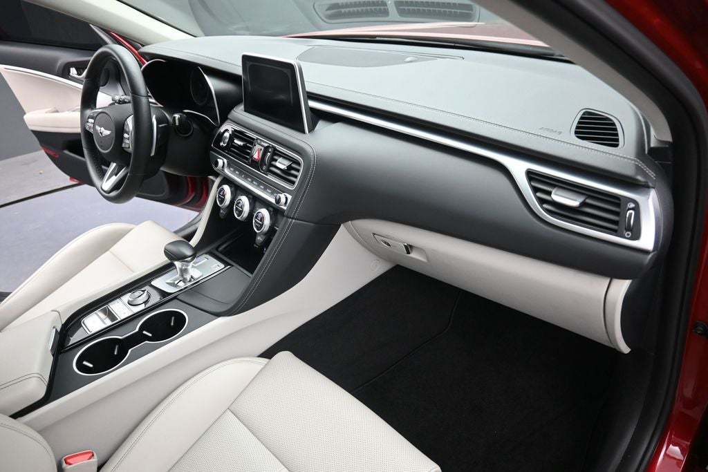 2020 Genesis G70 2.0T