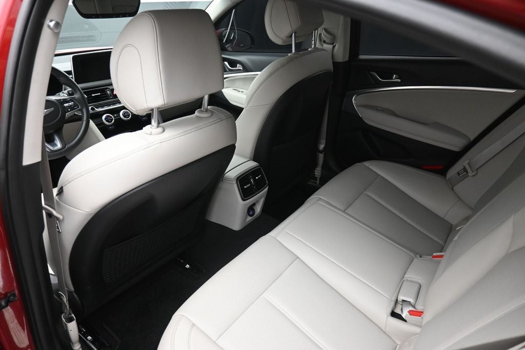 2020 Genesis G70 2.0T