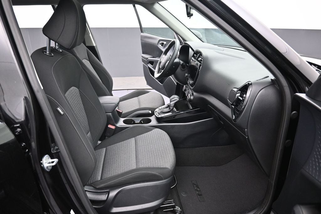2023 Kia Soul EX
