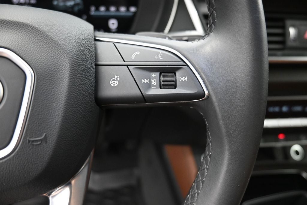 2022 Audi Q5 40 Premium Plus quattro