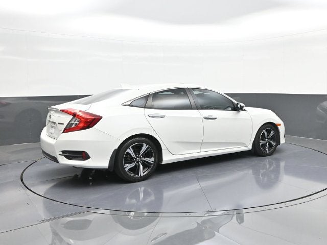 2017 Honda Civic Touring