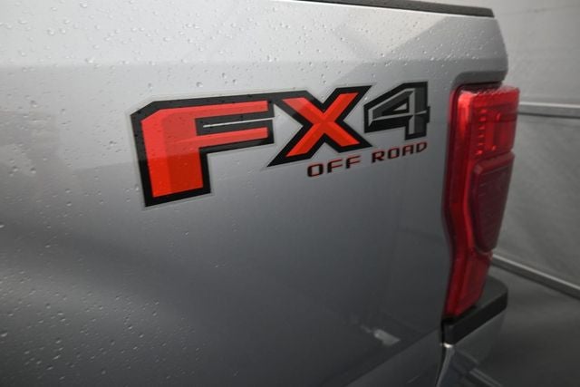 2022 Ford F-350SD LARIAT