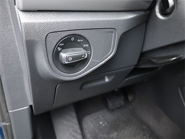 2021 Volkswagen Atlas 2.0T SE Europe Blue