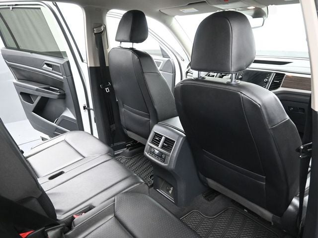 2019 Volkswagen Atlas 2.0T SE w/Technology w/Technology